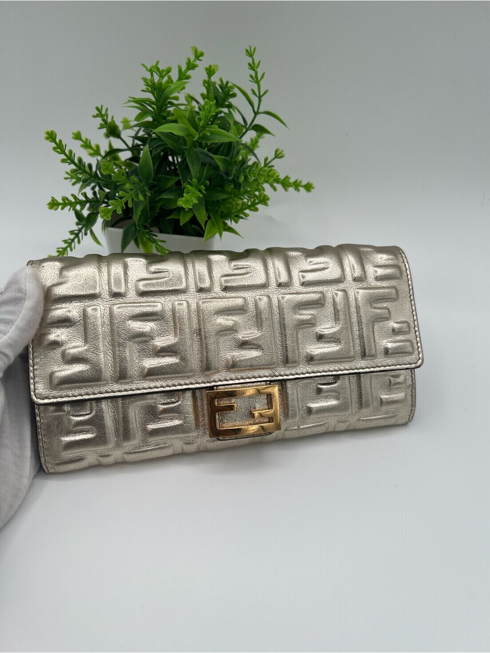Fendi baguette ff long wallet silver embossed